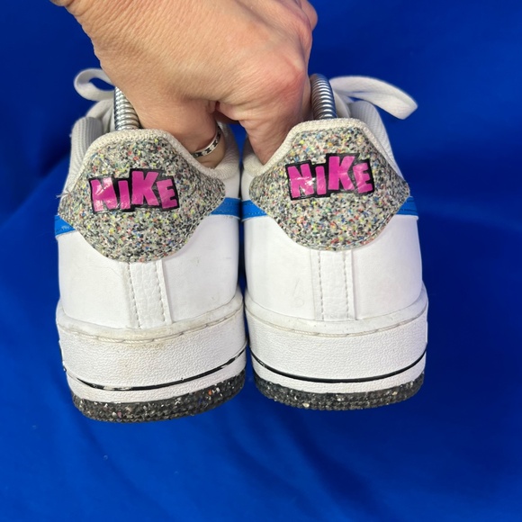 |•NIKE•| Nike AIR Sneakers Athletic Shoes Blue Size 6.5 Y/ 7 Men / 8.5 Women - Picture 6 of 12